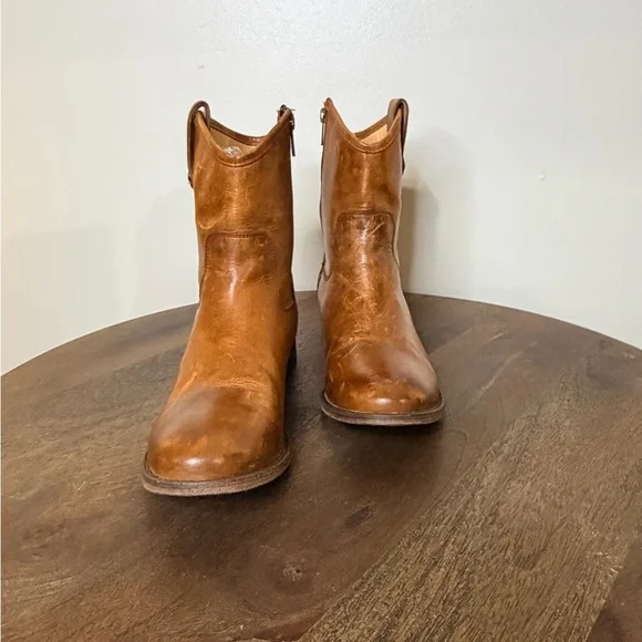 Frye Melissa Button Short Boots - Picture 3 of 6